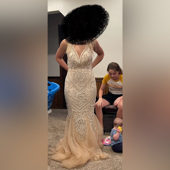 Morilee Madison Gardner Dress. Size 4. - Picture 3 of 10